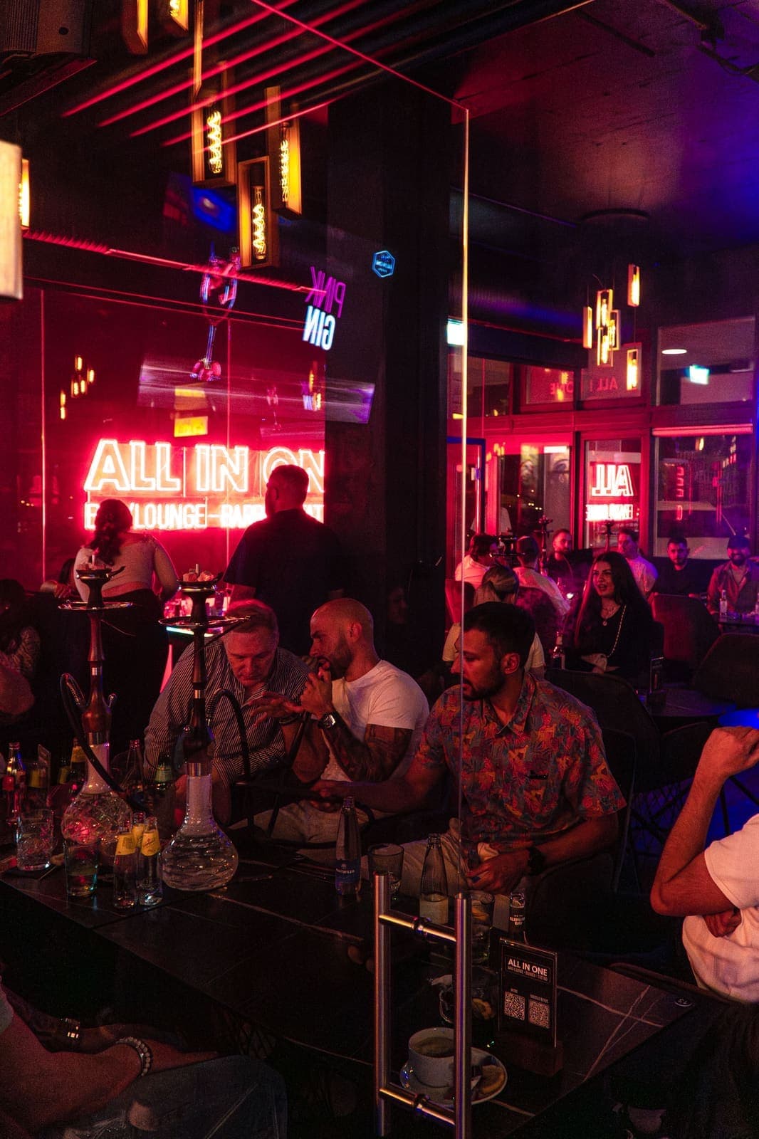 Stimmung in der All in One Bar